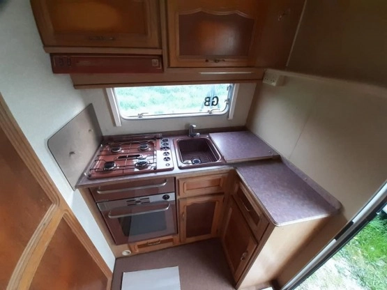                         Przyczepa kempingowa ABI Award - zdjęcie 8
                        