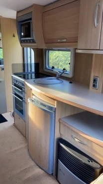                         Abbey GTS 416 4os Super Stan - zdjęcie 10
                        