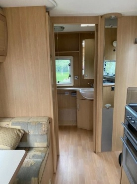                         Abbey GTS 416 4os Super Stan - zdjęcie 11
                        