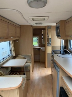                         Abbey GTS 416 4os Super Stan - zdjęcie 3
                        