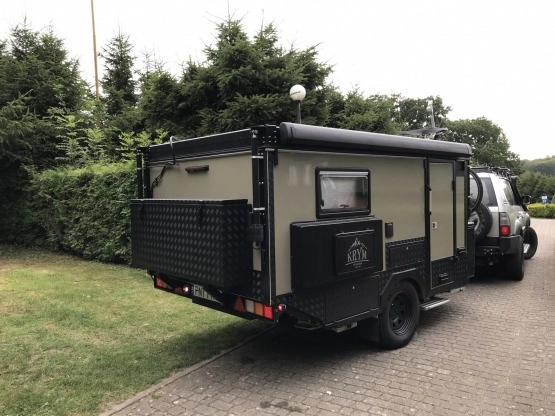                         Przyczepa kempingowa Off Road z podnoszonym dachem - zdjęcie 11
                        
