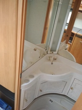                         Przyczepa Hobby 1999 - zdjęcie 14
                        