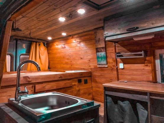                         Kamper van camper vanlife vw lt 35 webasto solary blaszak wc kuchnia - zdjęcie 3
                        