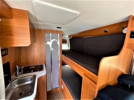                         Volkswagen Crafter Grand California - zdjęcie 3
                        