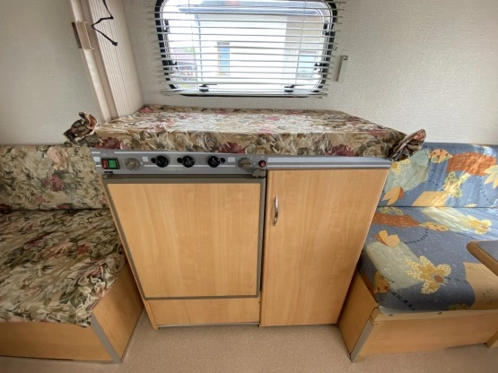                         Przyczepa Kempingowa Caravelair - zdjęcie 5
                        