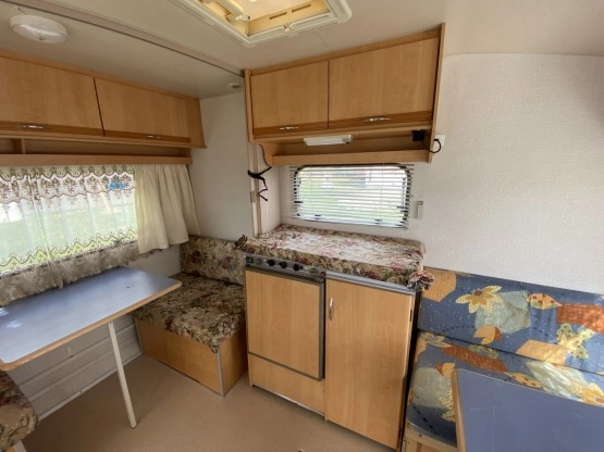                         Przyczepa Kempingowa Caravelair - zdjęcie 9
                        