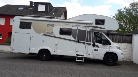                         Kamper Fiat Ducato Carado A464 Alkowa 5/6 Osób Idealny - zdjęcie 1
                        