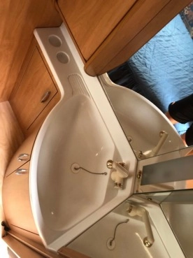                         Hobby 460 Excellent  - zdjęcie 11
                        