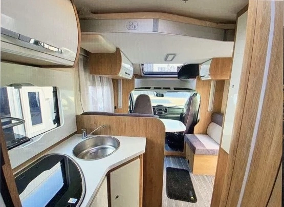                         Nowy kamper CI Horon 94XT - zdjęcie 2
                        