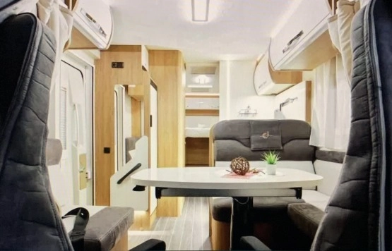                         Kamper Ci Horon 84XT - zdjęcie 3
                        