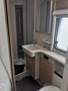                         Przyczepa kempingowa Dethleffs NOMAD 560 FMK - zdjęcie 3
                        