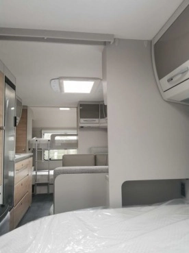                         Przyczepa kempingowa Dethleffs NOMAD 560 FMK - zdjęcie 5
                        