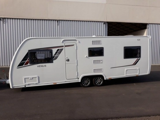                          Przyczepa kempingowa Lunar Venus 620 - zdjęcie 1
                        