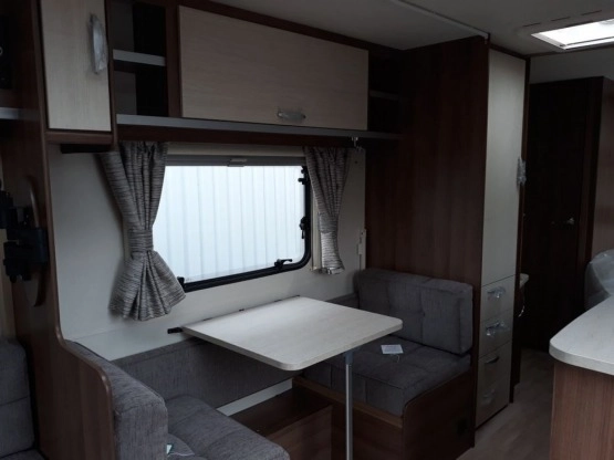                          Przyczepa kempingowa Lunar Venus 620 - zdjęcie 3
                        