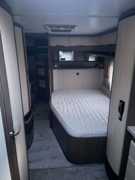                         Przyczepa kempingowa Hobby 650 KFU Prestige, rok 2017 - zdjęcie 5
                        