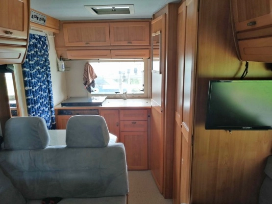                         Hymer B544 - zdjęcie 16
                        