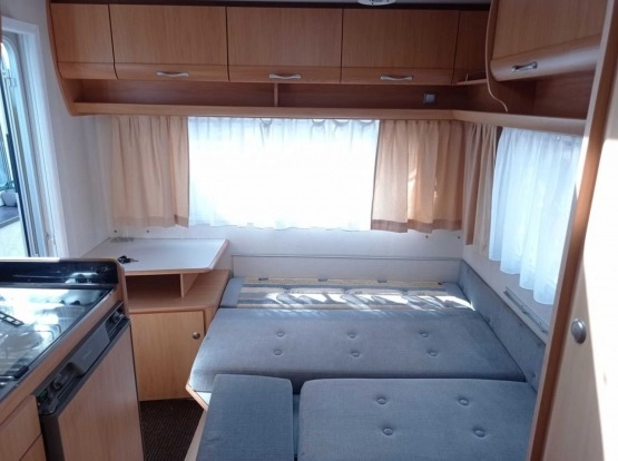                         Przyczepa kempingowa Beyerland Sprinter - zdjęcie 8
                        