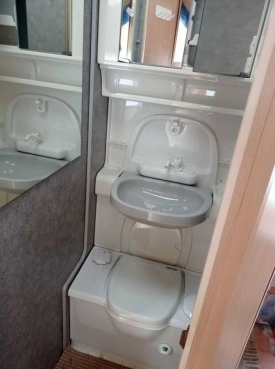                         Przyczepa kempingowa Delta 390 TZ  - zdjęcie 4
                        