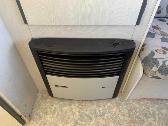                         Przyczepa kempingowa Chateau Chiara 334 - zdjęcie 7
                        