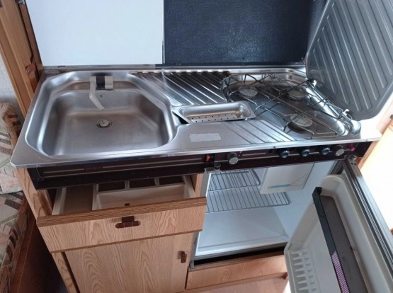                         Przyczepa kempingowa Burstner Club  - zdjęcie 5
                        