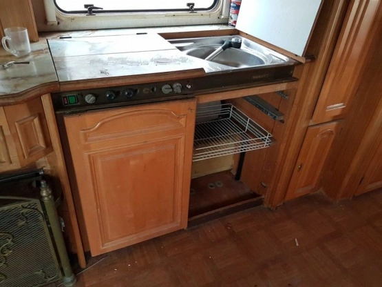                         Przyczepa Kempingowa Tabbert Baronesse 650 - zdjęcie 8
                        