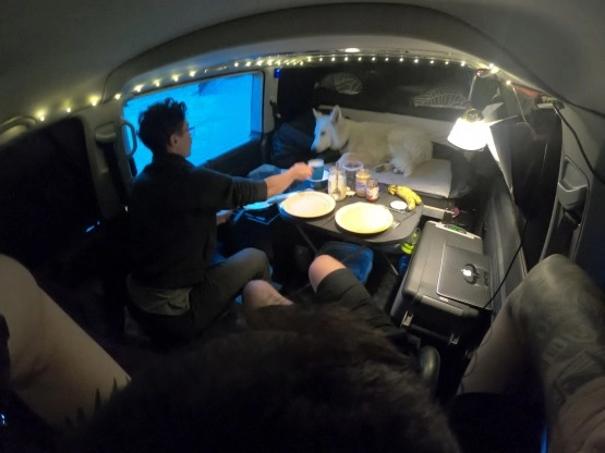                         Volkswagen Caravelle long 9 osób T5 CAMPER  - zdjęcie 2
                        