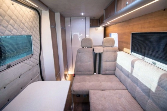                         Kamper Volkswagen Crafter camper Ebacamp 2017 - zdjęcie 5
                        