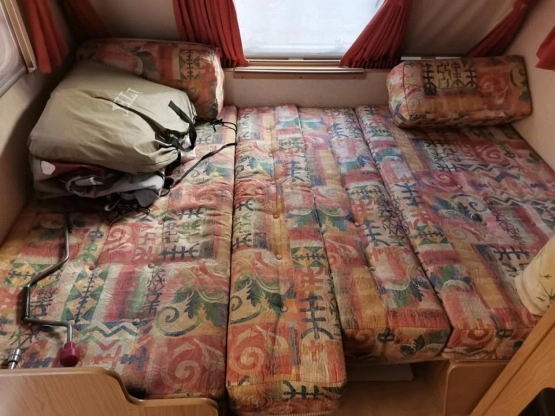                         Przyczepa kempingowa Bailey Discovery 2005 - zdjęcie 3
                        