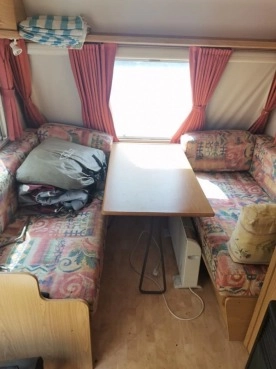                         Przyczepa kempingowa Bailey Discovery 2005 - zdjęcie 4
                        