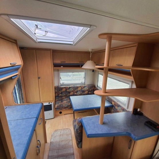                         Przyczepa kempingowa Hobby 440 - zdjęcie 2
                        