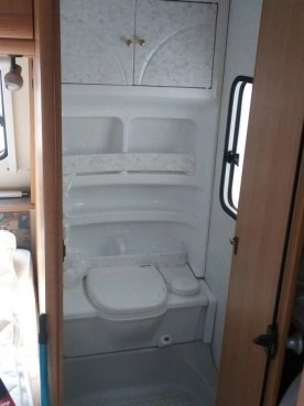                         Przyczepa kempingowa Hobby 540 - zdjęcie 8
                        