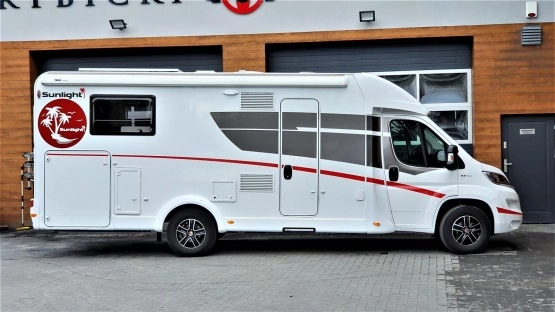                         Sunlight T68 jak NOWY - zdjęcie 3
                        