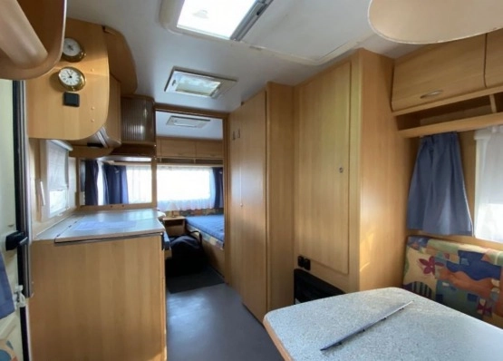                         Dethleffs Camper 470 z przedsionkiem Isabella  - zdjęcie 7
                        