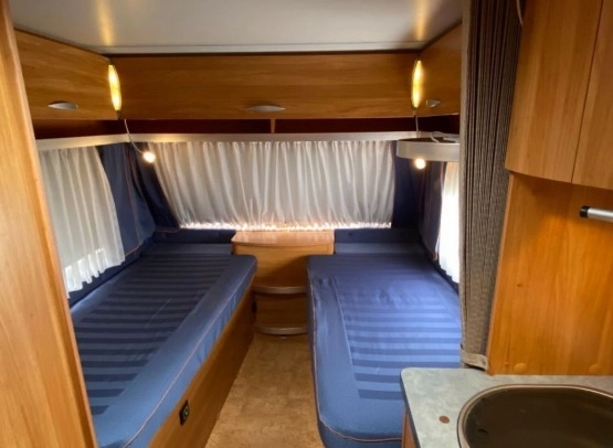                         Przyczepa kempingowa Burstner Fliper 460 TL  - zdjęcie 16
                        