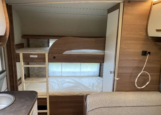                         KNAUS Sport 540 FDK SilverSelection - zdjęcie 7
                        