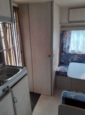                         Przyczepa kempingowa Burstner 3804 - zdjęcie 4
                        