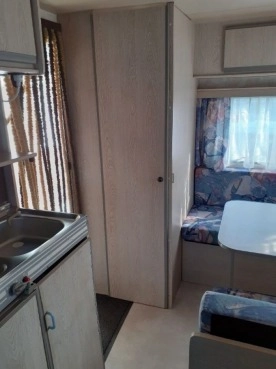                         Przyczepa kempingowa Caravelair Silver 395 T - zdjęcie 4
                        