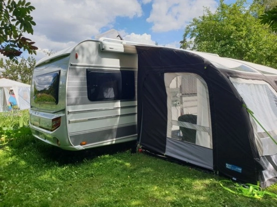                         Przyczepa kampingowa Tabbert Bellini - zdjęcie 2
                        