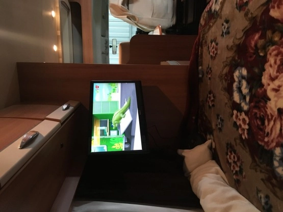                         SPRZEDAM KAMPERA RAPIDO V56 . - zdjęcie 6
                        