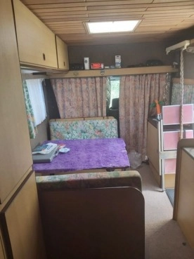                         Kamper Renault B90 - zdjęcie 4
                        