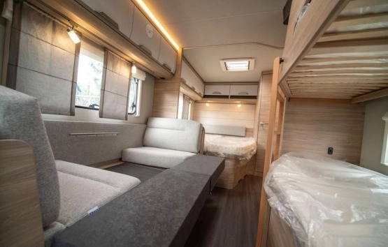                         Przyczepa kempingowa Knaus SÜDWIND 750 UDF - zdjęcie 16
                        