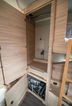                         Przyczepa kempingowa Knaus SÜDWIND 750 UDF - zdjęcie 19
                        