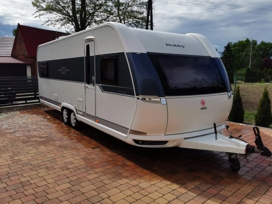                         Przyczepa Kempingowa HOBBY PRESTIGE 650 KFU,3 OSOBNE SYPIALNIE 2016r - zdjęcie 1
                        