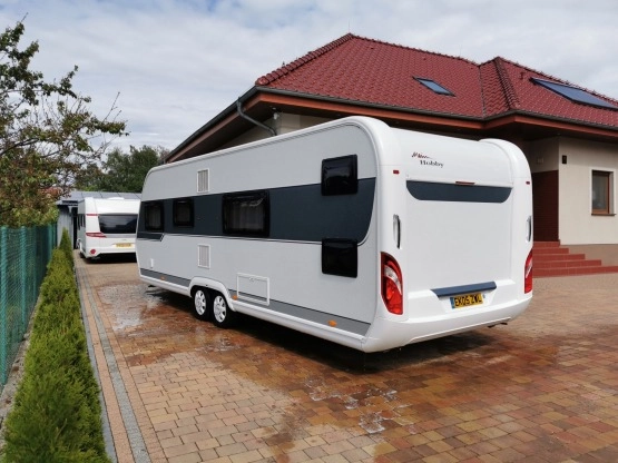                         Przyczepa Kempingowa HOBBY PRESTIGE 650 KFU,3 OSOBNE SYPIALNIE 2016r - zdjęcie 2
                        