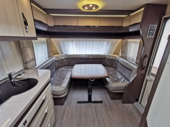                         Przyczepa Kempingowa HOBBY PRESTIGE 650 KFU,3 OSOBNE SYPIALNIE 2016r - zdjęcie 6
                        