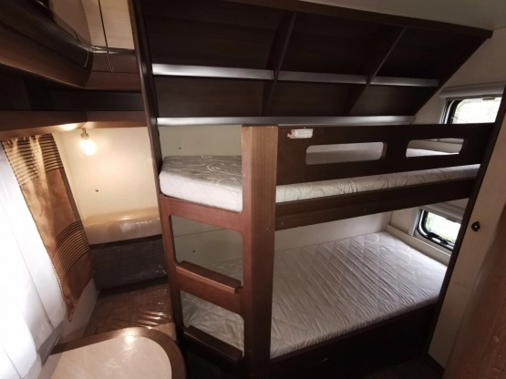                         Przyczepa Kempingowa HOBBY PRESTIGE 650 KFU,3 OSOBNE SYPIALNIE 2016r - zdjęcie 9
                        