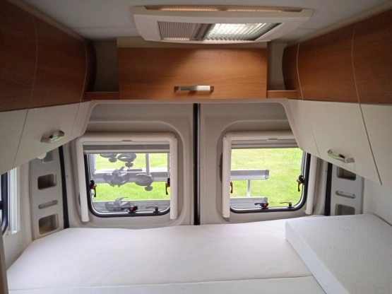                         KamperVan KNAUS VanTourer 600D HAK Prysznic Solar TV j. NOWY - zdjęcie 7
                        