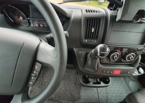                         KNAUS Live I 650 MEG - zdjęcie 6
                        