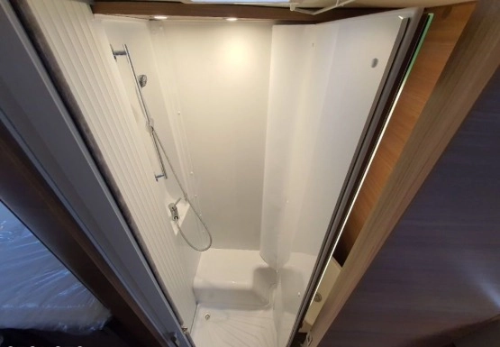                         KNAUS Live I 650 MEG - zdjęcie 7
                        