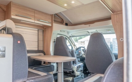                         KNAUS Sky Wave 650 MF   - zdjęcie 14
                        